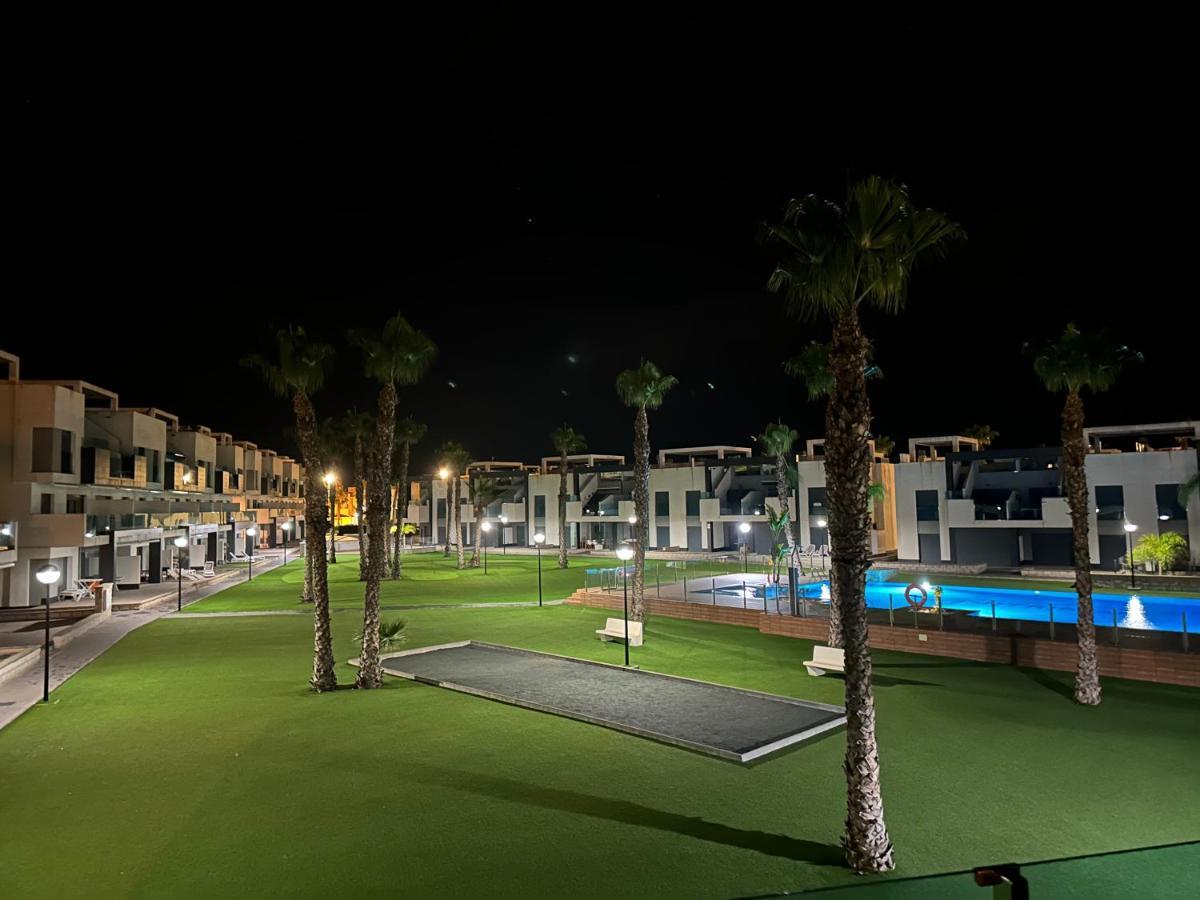 Oasis Beach Relax Guardamar del Segura Exterior photo